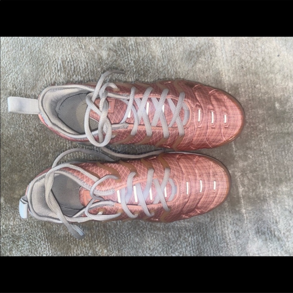 Womens vapormax. No box
